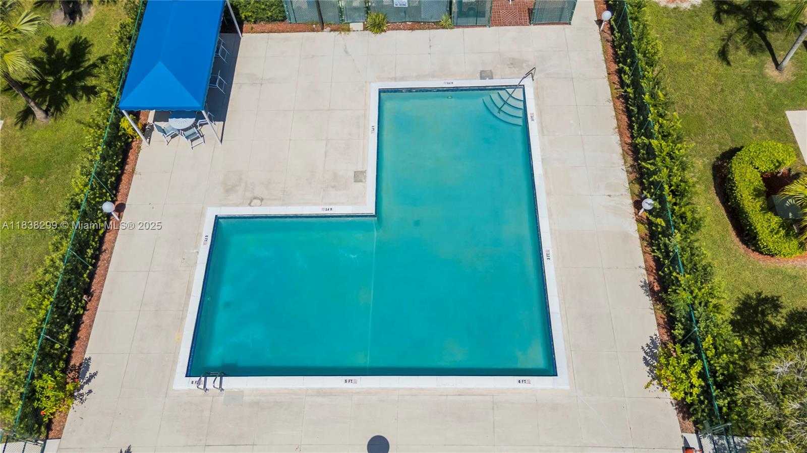 Small Image of 302 LAKEVIEW DR #202, Weston Number 45