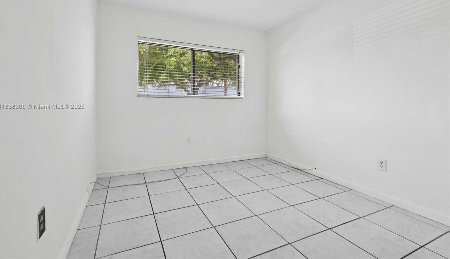 Small Image of 7407 SOUTH WEST 152ND AVE #4-103, Miami Number 22