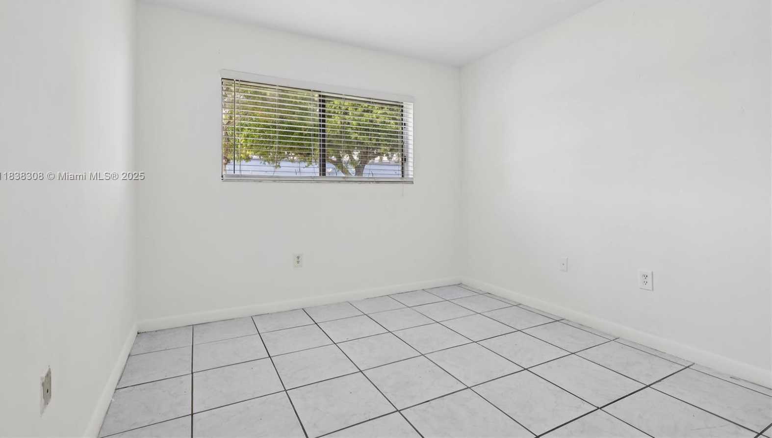Small Image of 7407 SOUTH WEST 152ND AVE #4-103, Miami Number 26