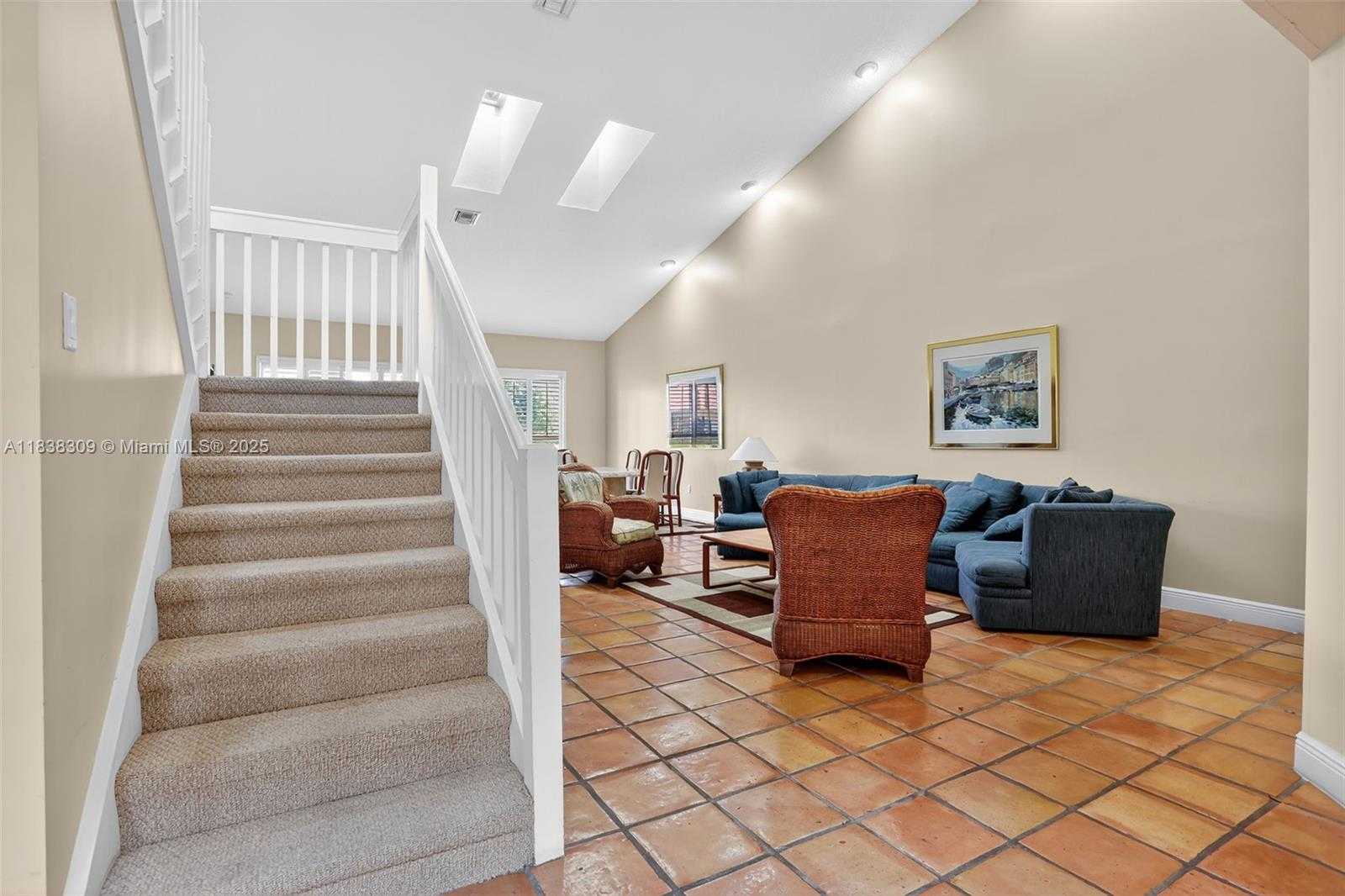 Small Image of 4119 WEST PALM AIRE DR #A4, Pompano Beach Number 16
