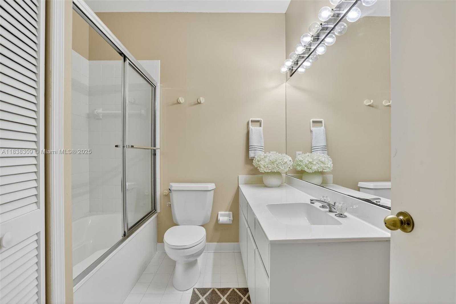 Small Image of 4119 WEST PALM AIRE DR #A4, Pompano Beach Number 28