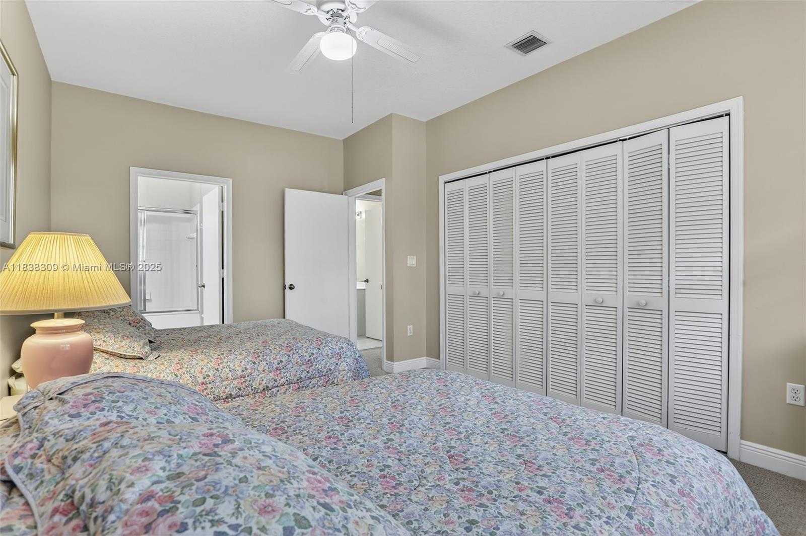 Small Image of 4119 WEST PALM AIRE DR #A4, Pompano Beach Number 32