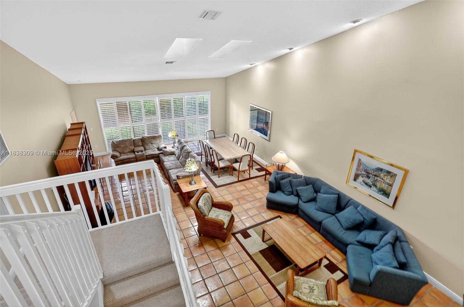 Small Image of 4119 WEST PALM AIRE DR #A4, Pompano Beach Number 35