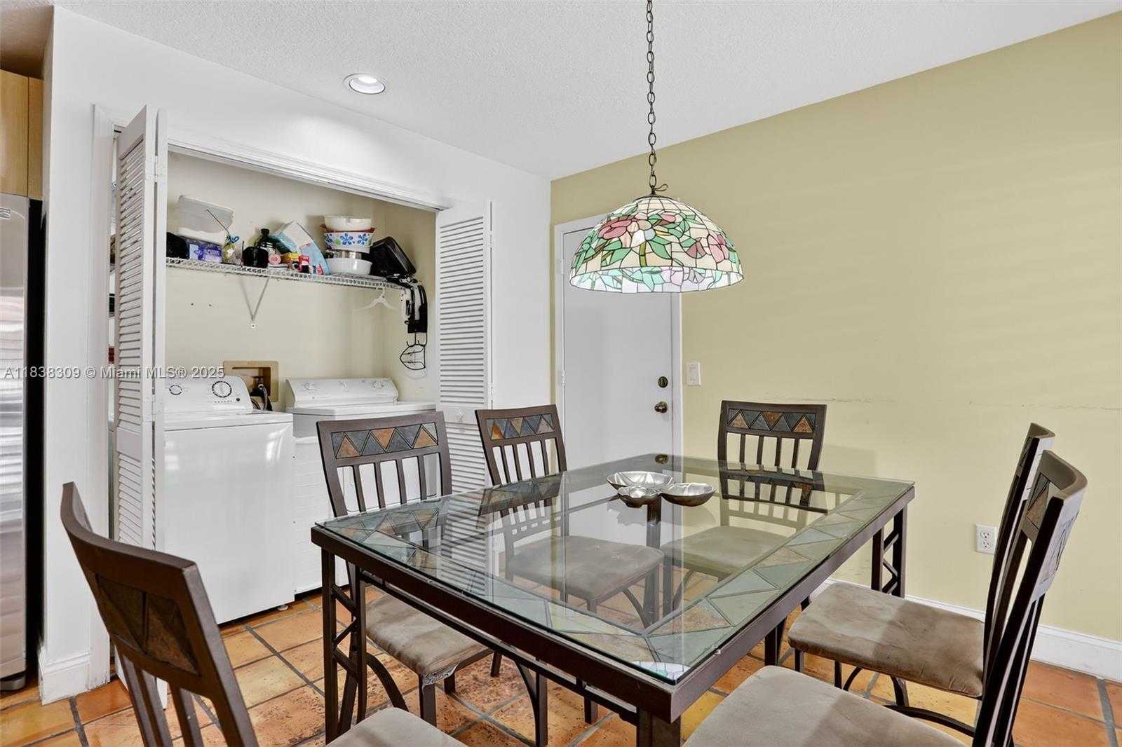 Small Image of 4119 WEST PALM AIRE DR #A4, Pompano Beach Number 36