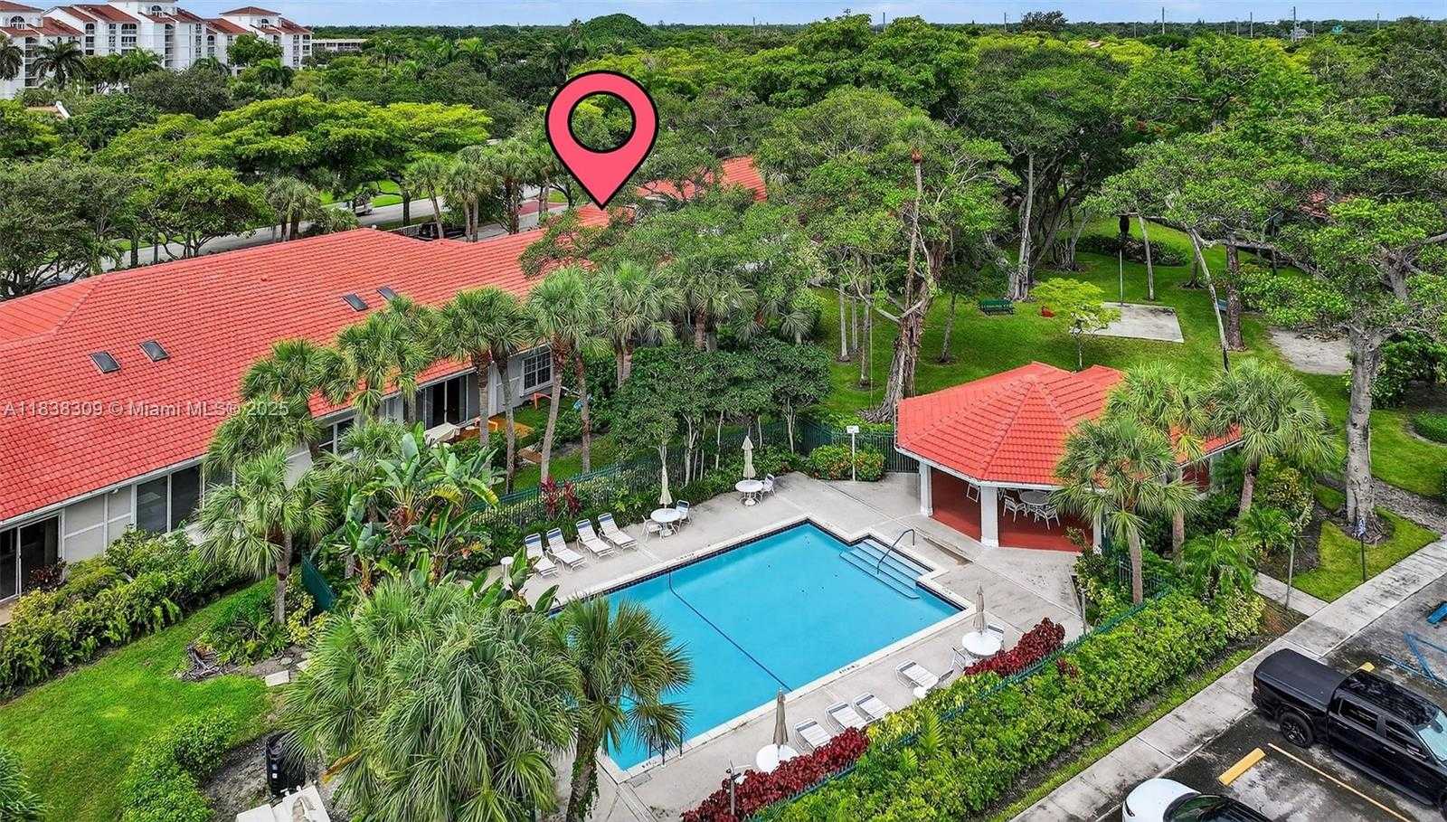 Small Image of 4119 WEST PALM AIRE DR #A4, Pompano Beach Number 47