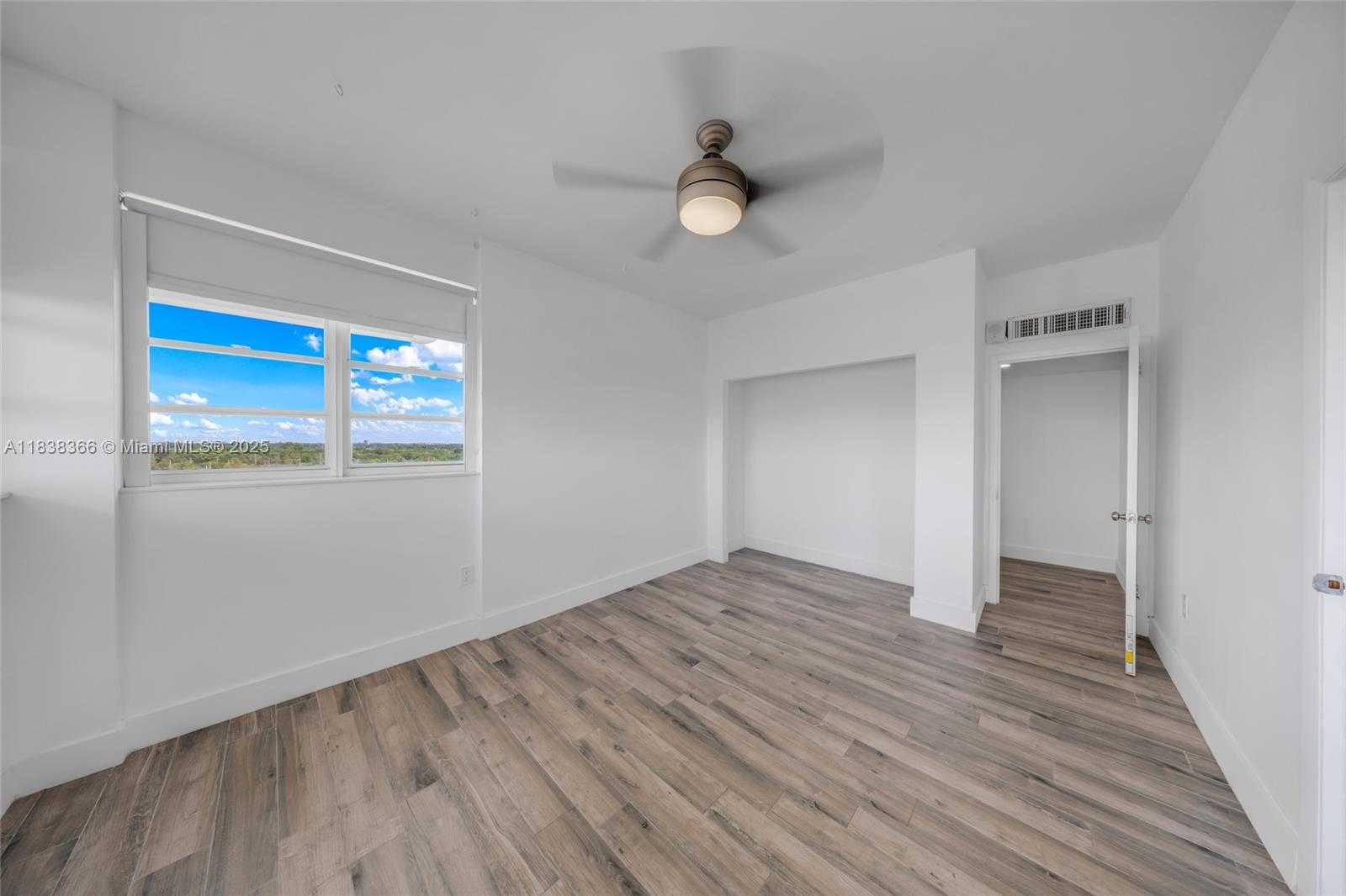 Small Image of 13155 IXORA CT #1105, North Miami Number 10