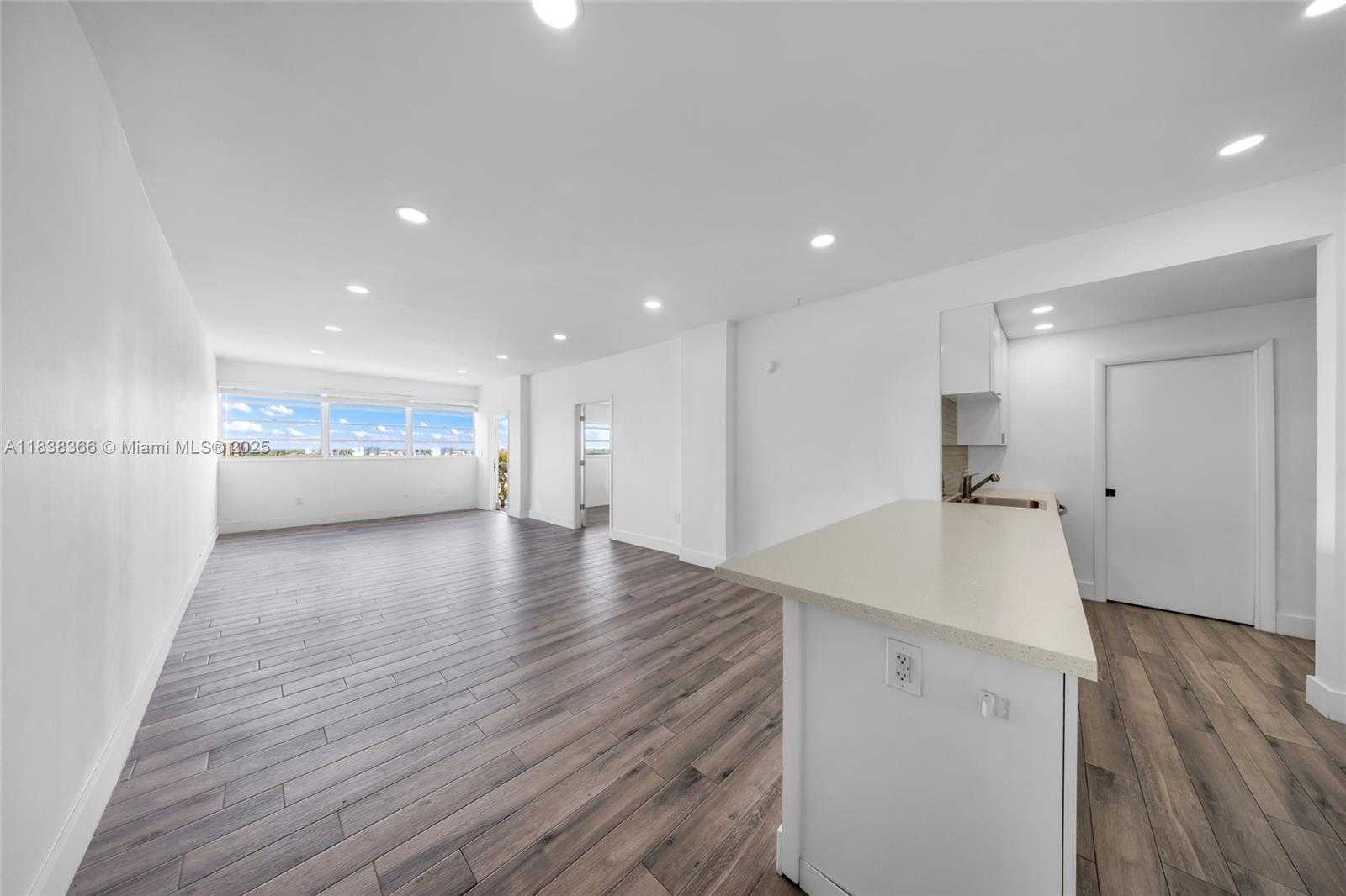 Small Image of 13155 IXORA CT #1105, North Miami Number 2