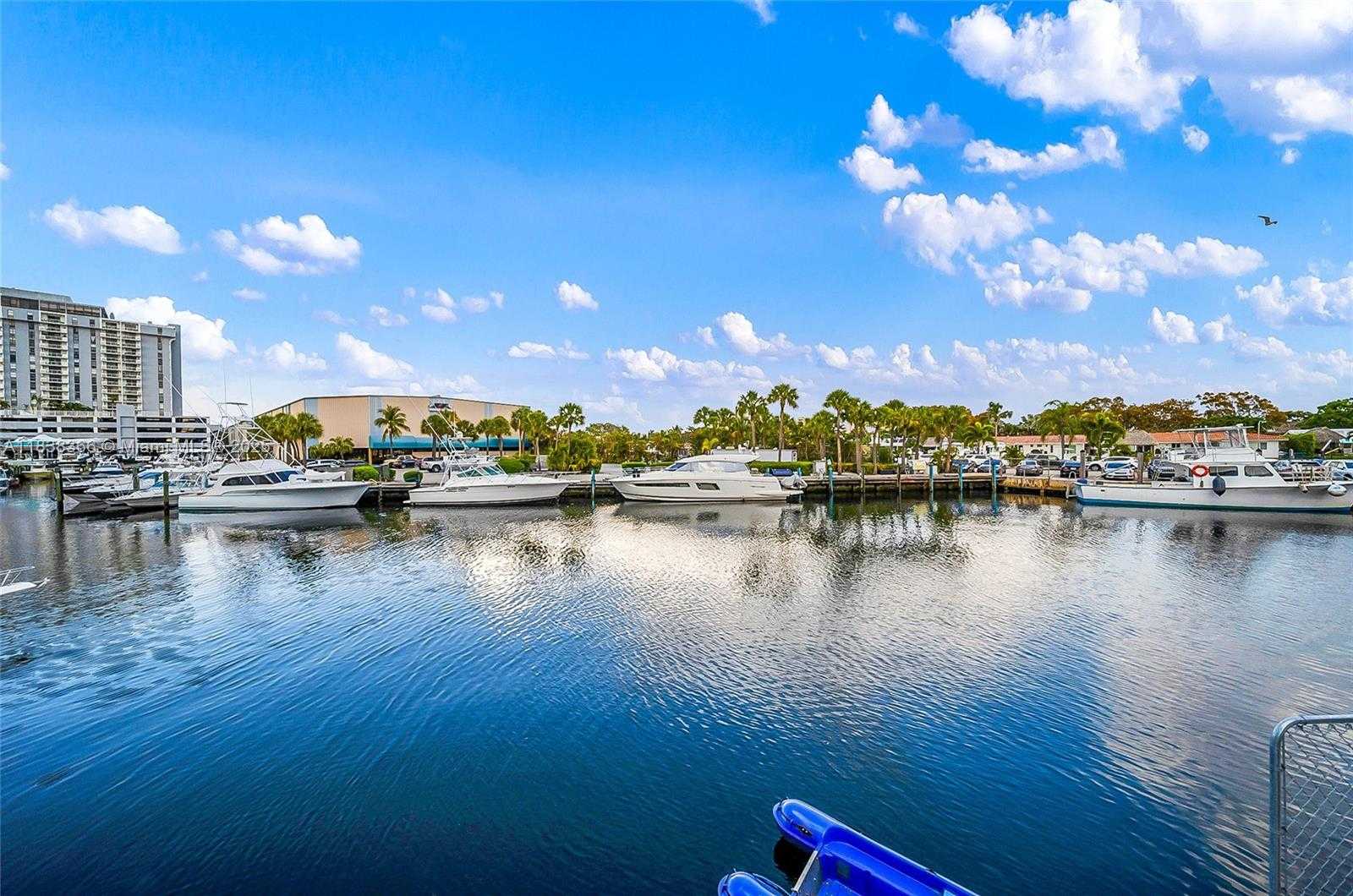 Small Image of 13155 IXORA CT #1105, North Miami Number 32