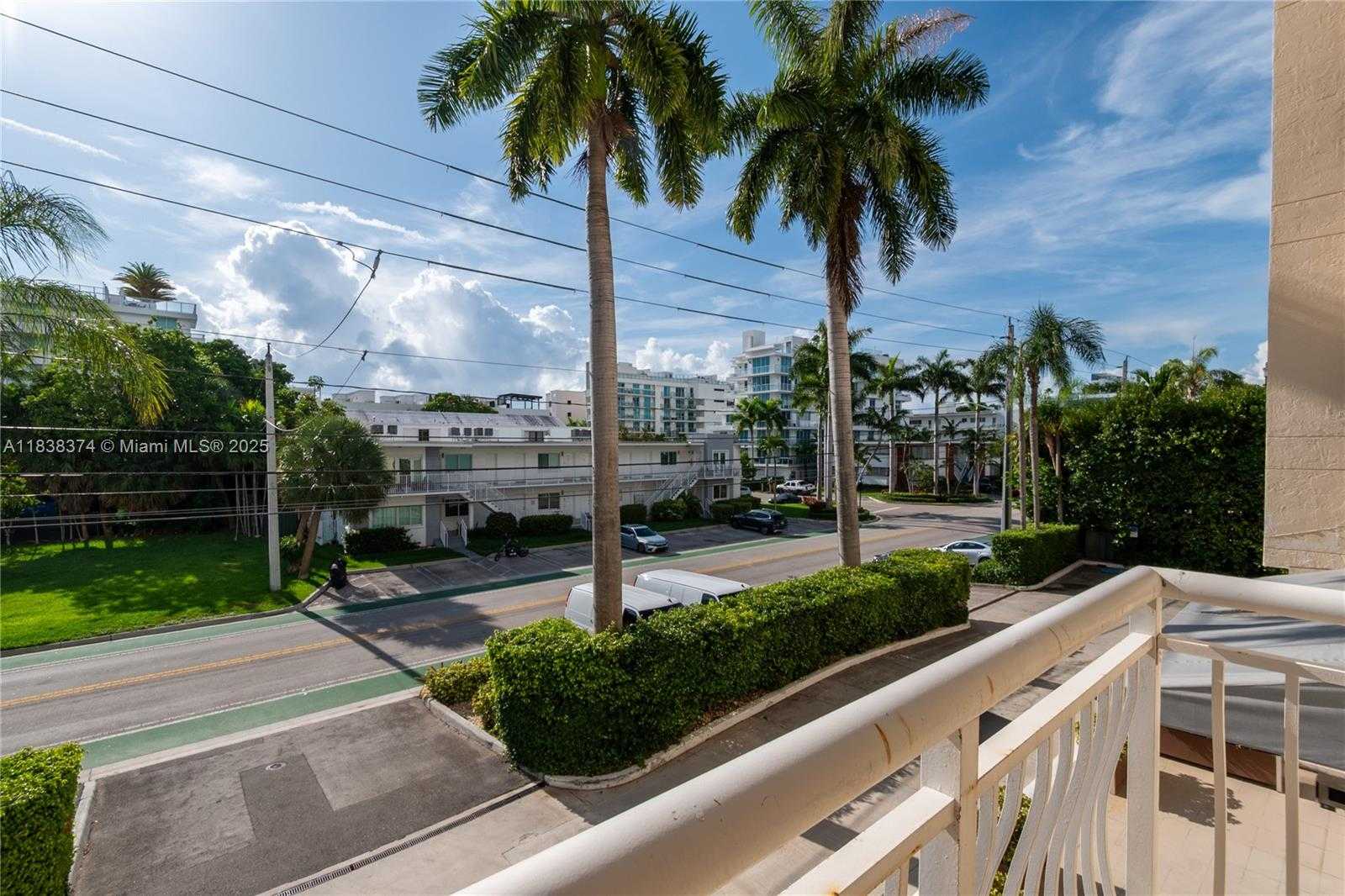 Small Image of 10140 WEST BAY HARBOR DR #201A, Bay Harbor Islands Number 14