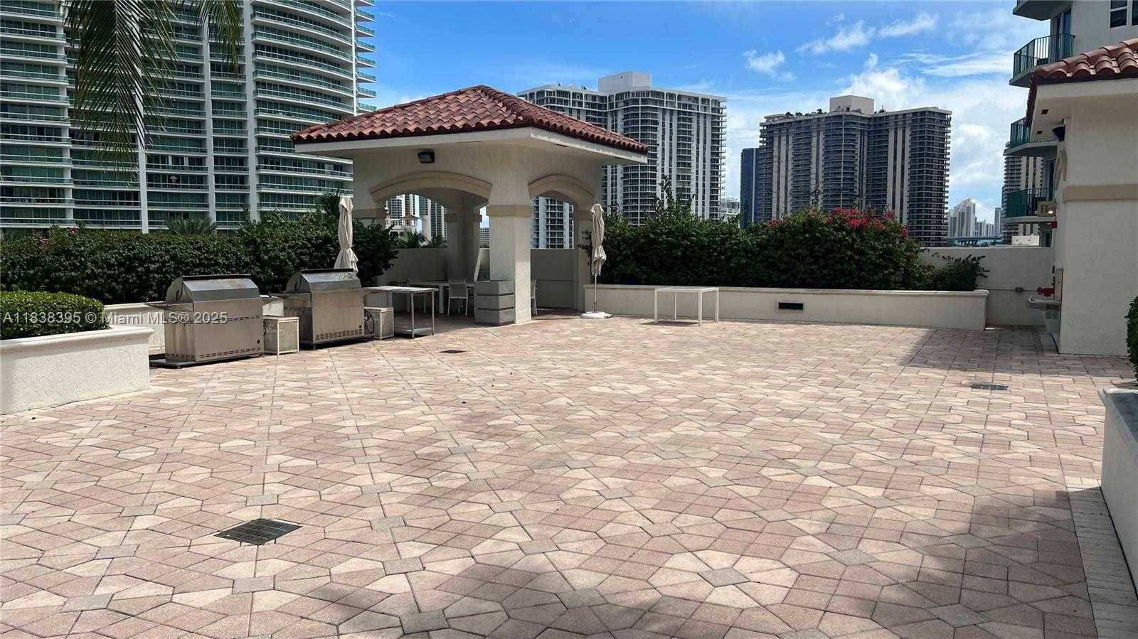 Small Image of 19900 EAST COUNTRY CLUB DR #1014, Aventura Number 15