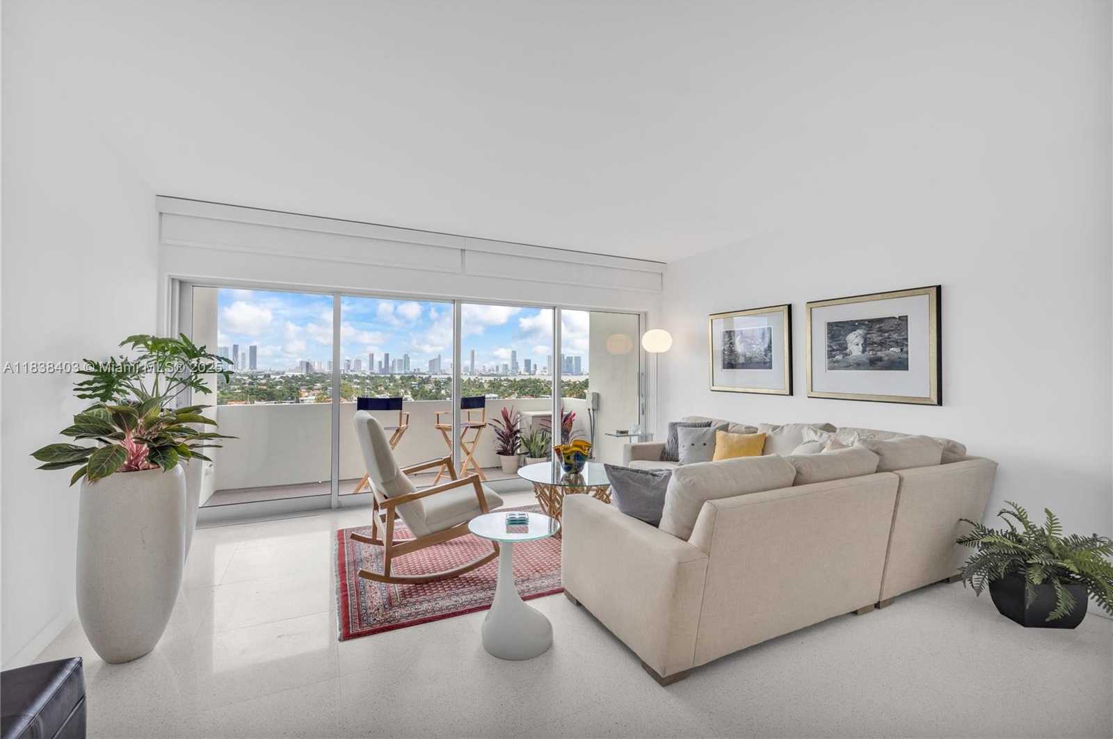 Small Image of 3 ISLAND AVE #12E, Miami Beach Number 17