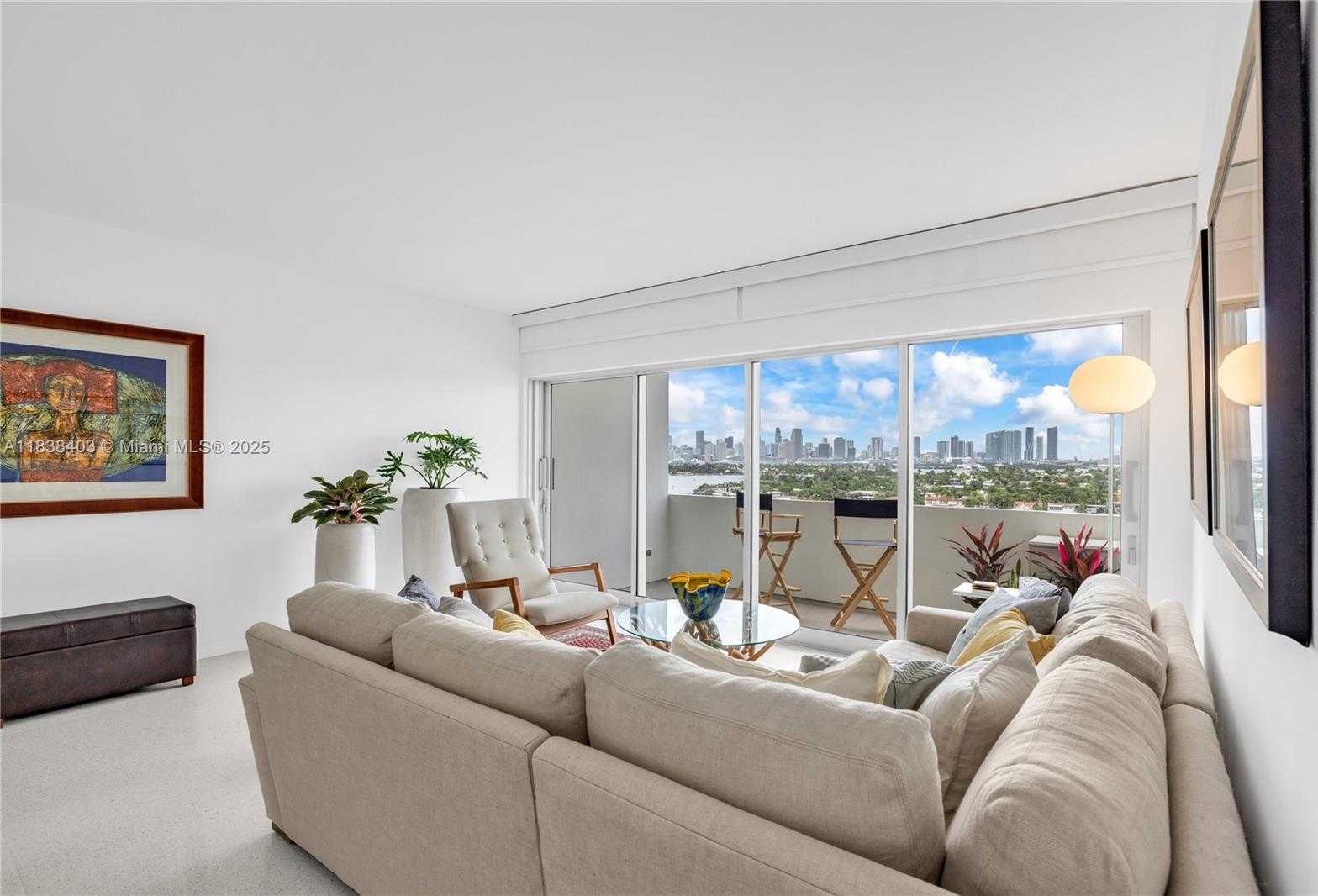 Small Image of 3 ISLAND AVE #12E, Miami Beach Number 19