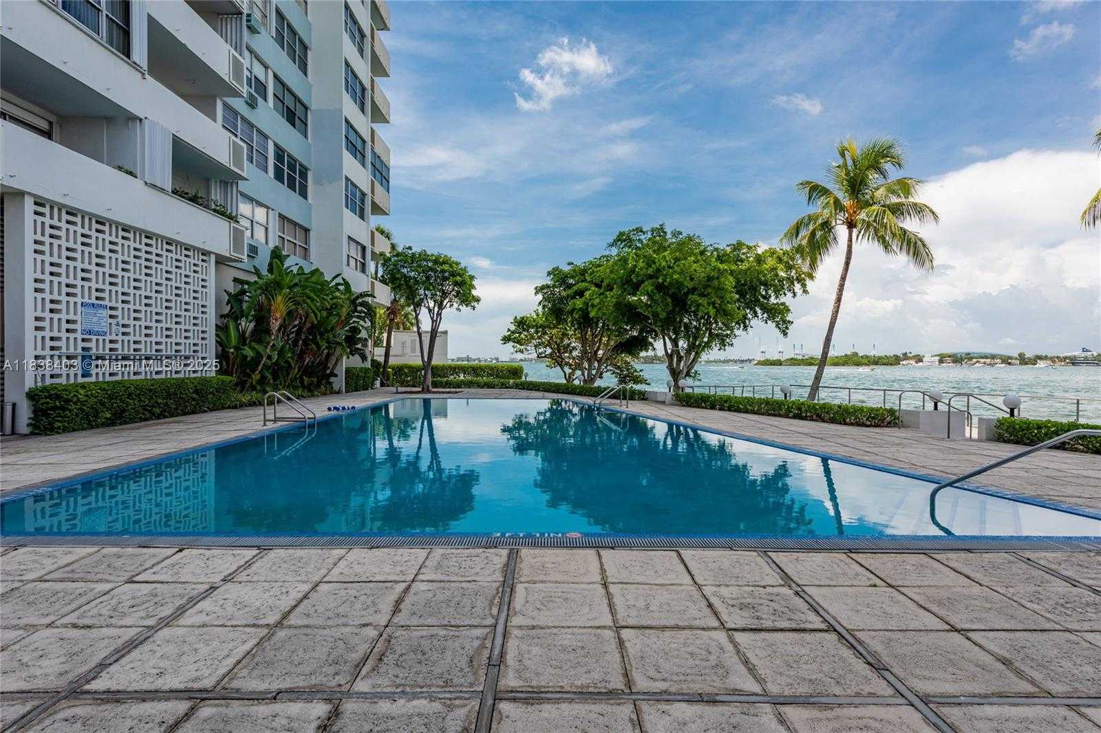 Small Image of 3 ISLAND AVE #12E, Miami Beach Number 25