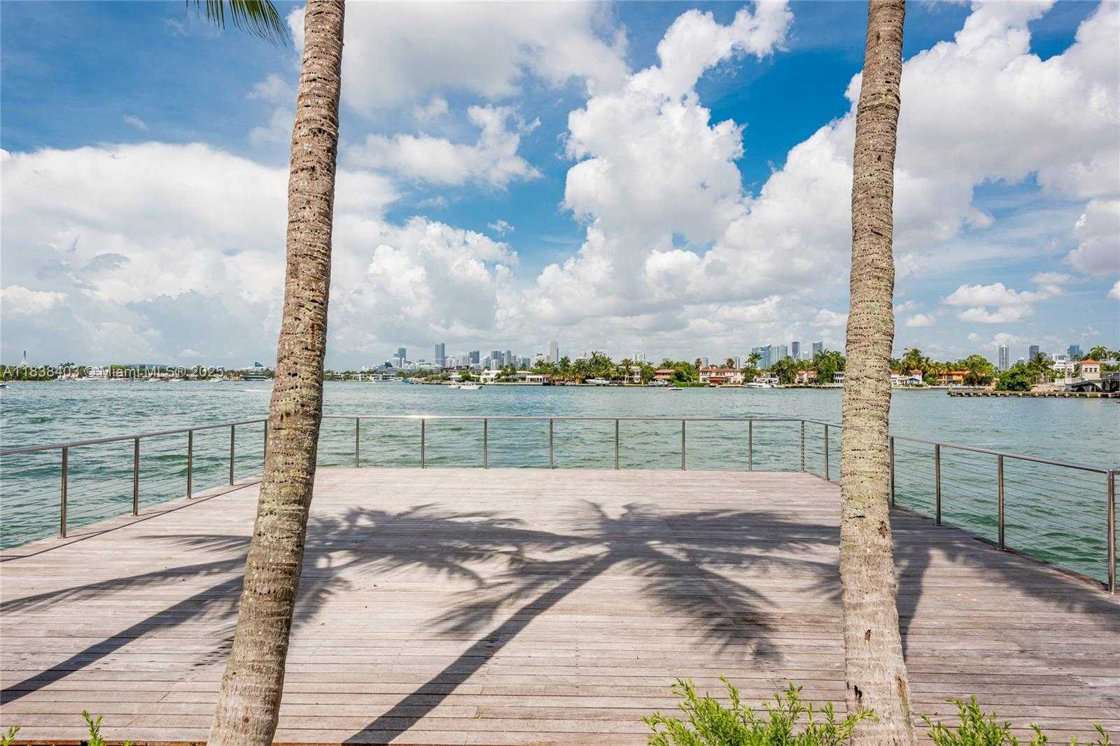 Small Image of 3 ISLAND AVE #12E, Miami Beach Number 27