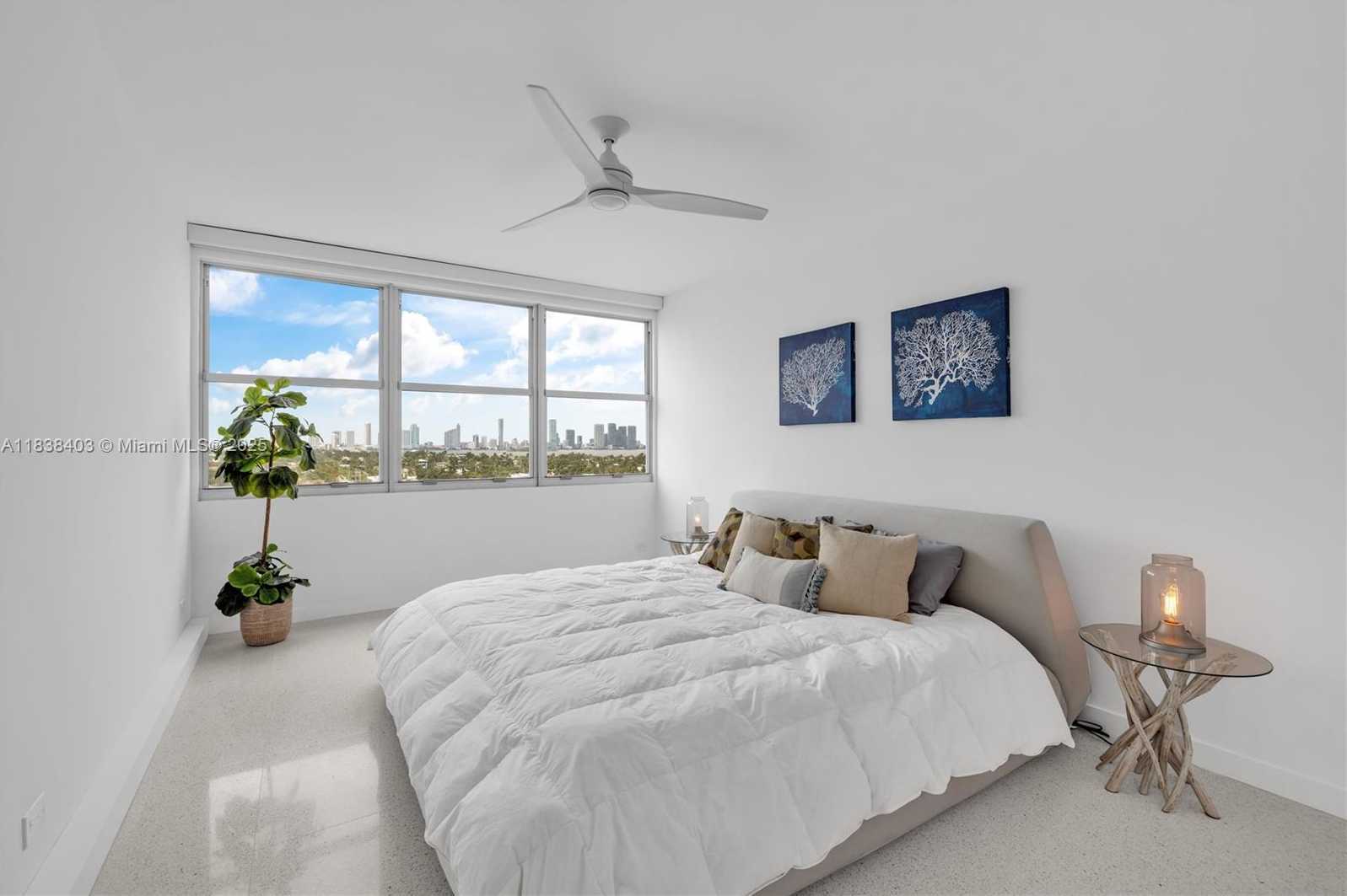 Small Image of 3 ISLAND AVE #12E, Miami Beach Number 8