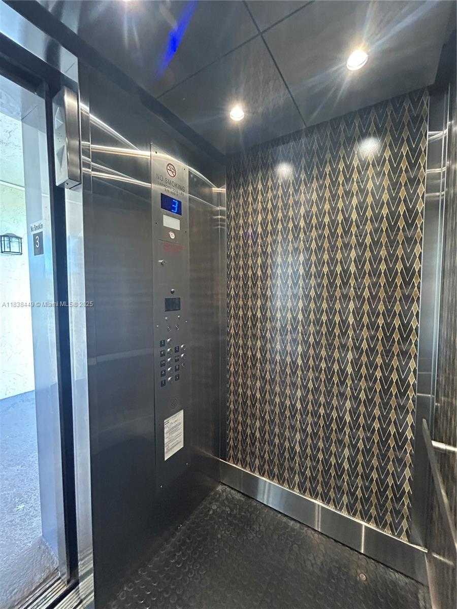 Small Image of 7480 NORTH WEST 17TH ST #305, Plantation Number 18