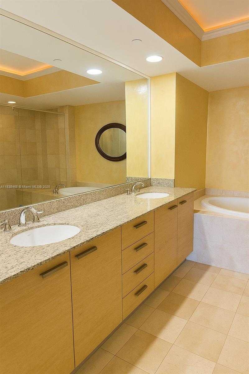 Small Image of 1830 SOUTH OCEAN DR #4501, Hallandale Beach Number 27