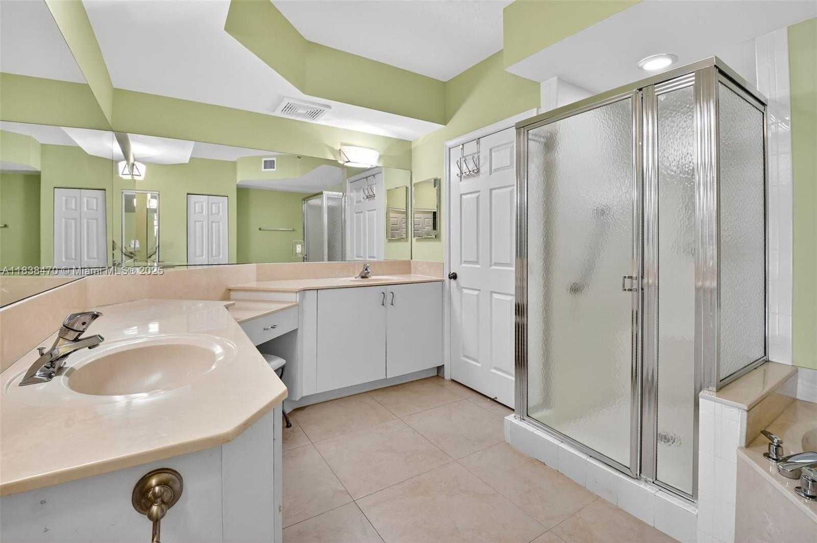 Small Image of 5938 CRYSTAL SHORES DR #103, Boynton Beach Number 12