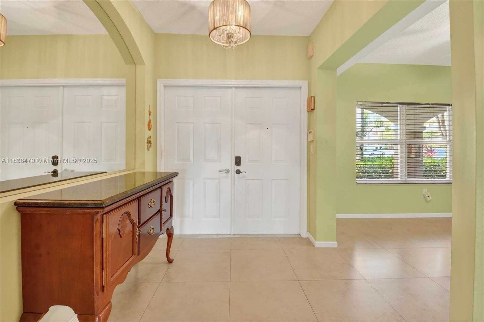 Small Image of 5938 CRYSTAL SHORES DR #103, Boynton Beach Number 3