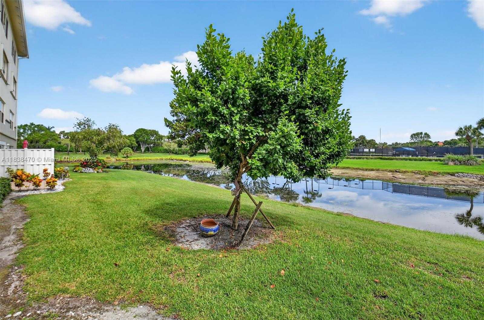 Small Image of 5938 CRYSTAL SHORES DR #103, Boynton Beach Number 33