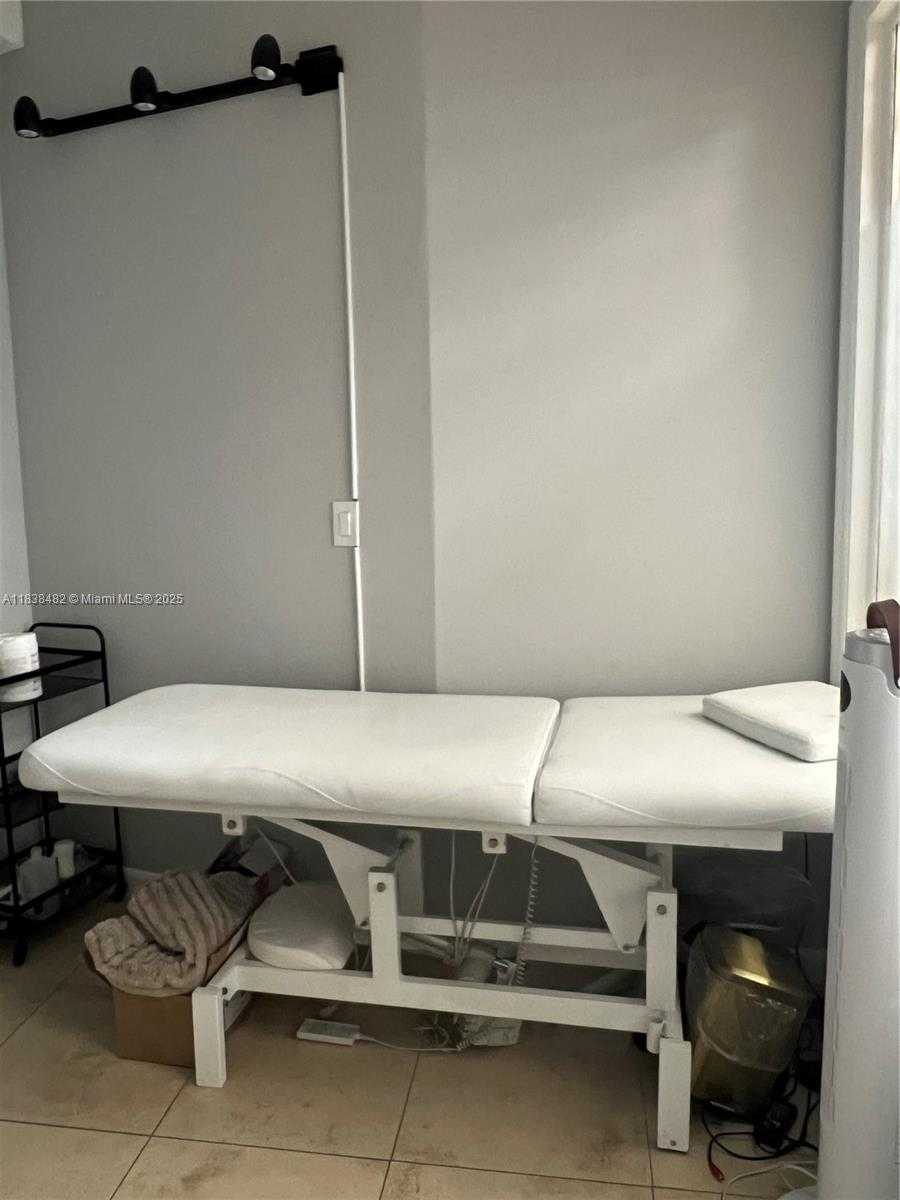 Small Image of 3250 NORTH EAST 1ST AVE #303, Miami Number 24