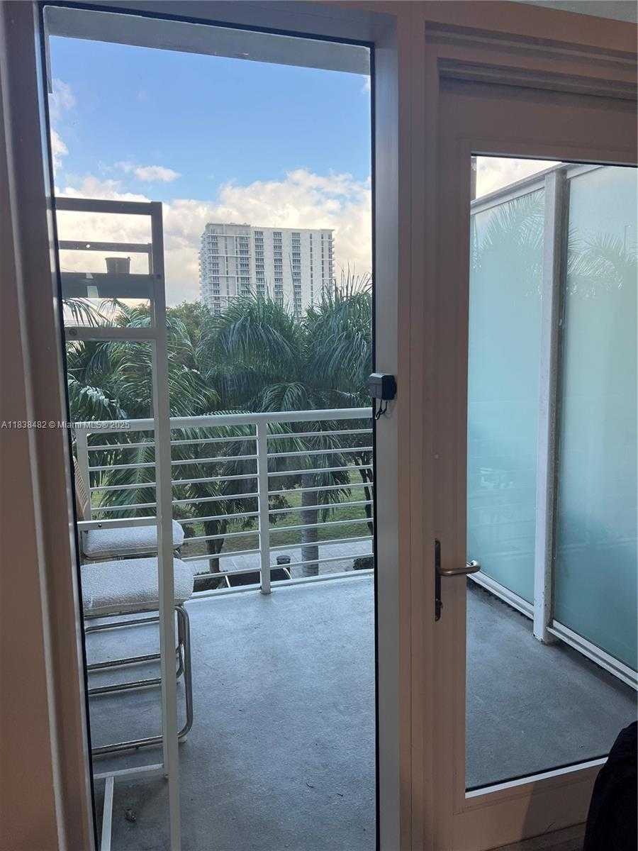 Small Image of 3250 NORTH EAST 1ST AVE #303, Miami Number 31