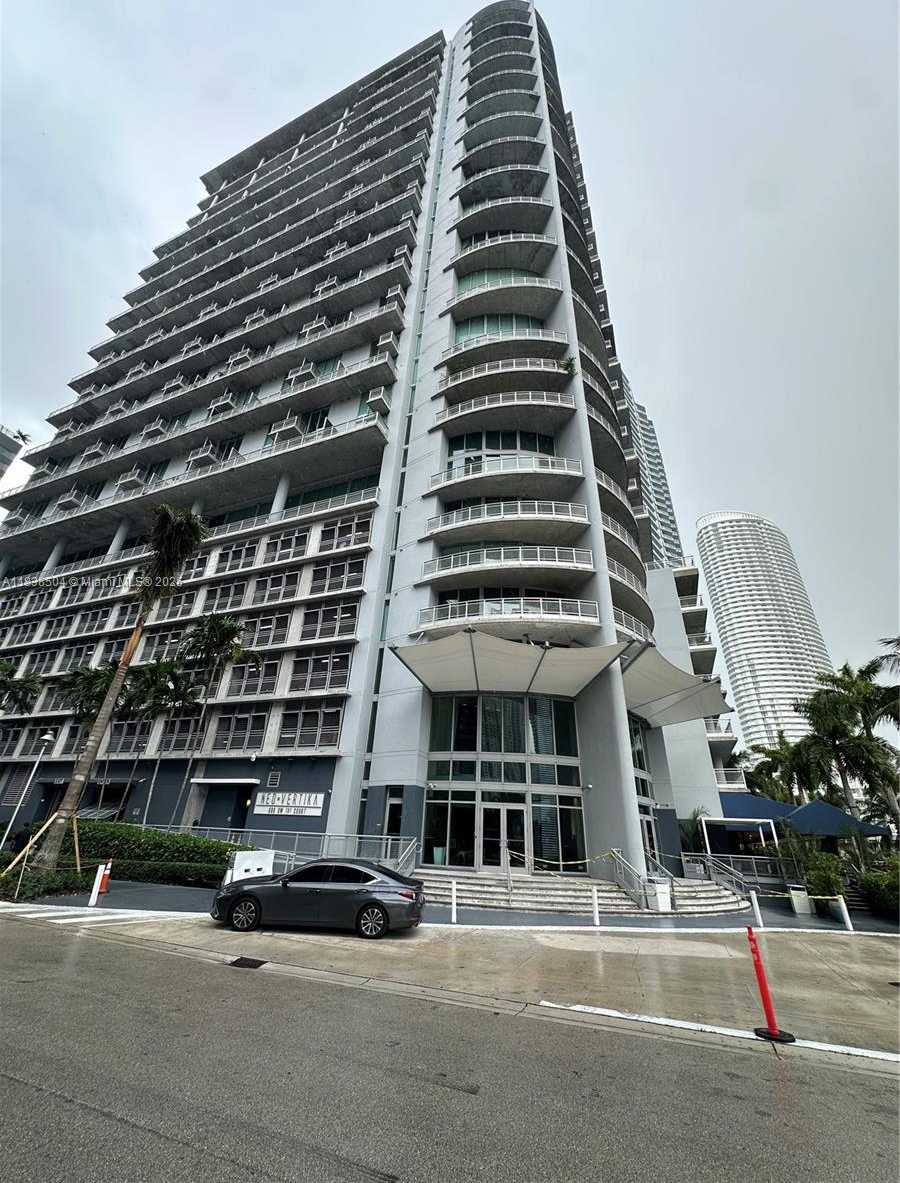 Small Image of 690 SOUTH WEST 1ST CT #1010, Miami Number 5