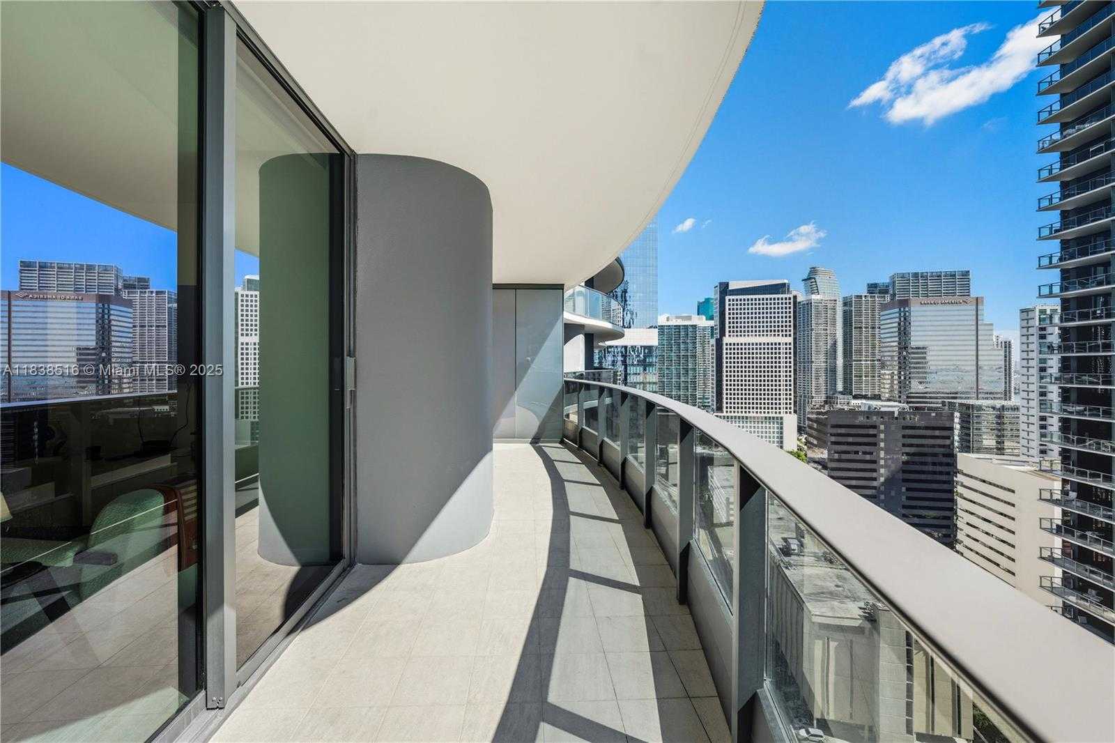 Small Image of 1000 BRICKELL PLZ #2805, Miami Number 17