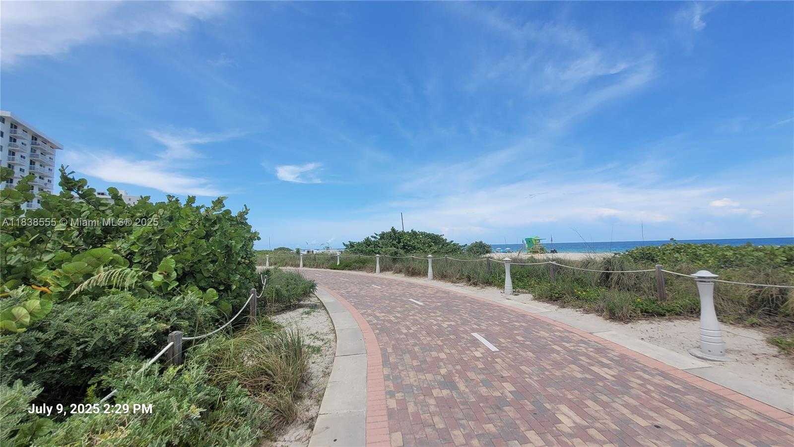Small Image of 335 OCEAN DR #131, Miami Beach Number 5
