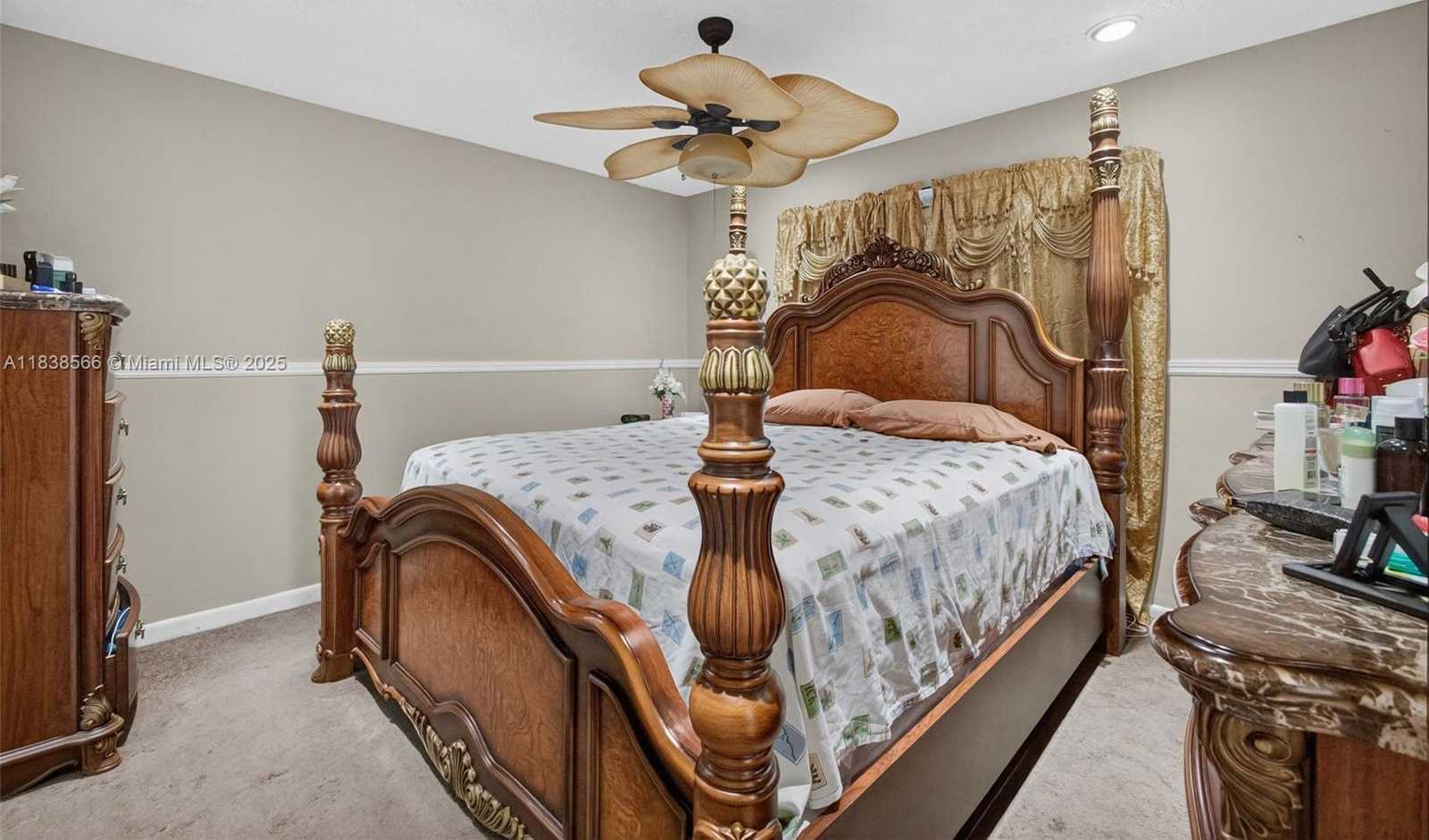 Small Image of 1600 GRANFERN AVE, West Palm Beach Number 13