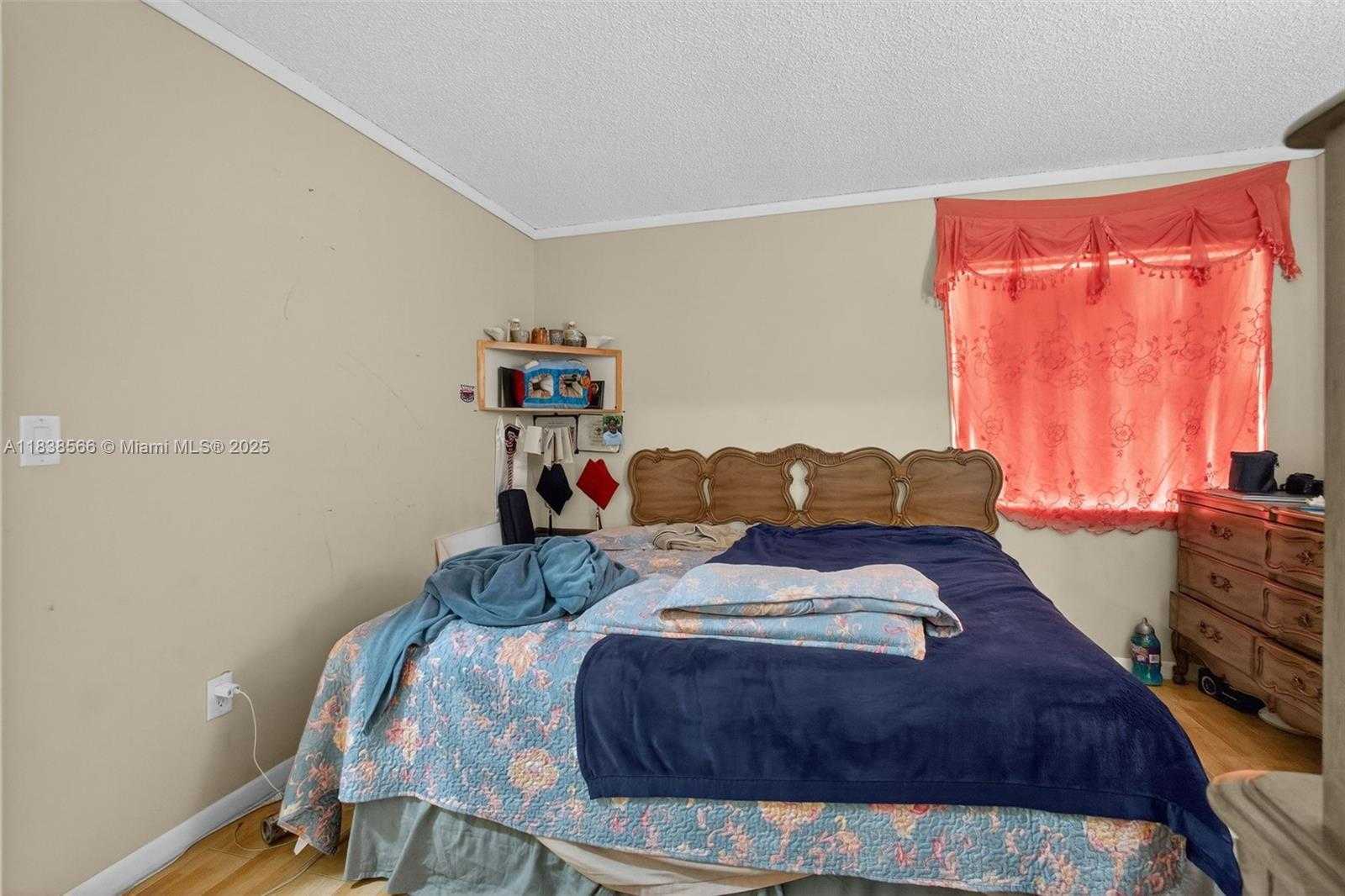 Small Image of 1600 GRANFERN AVE, West Palm Beach Number 17