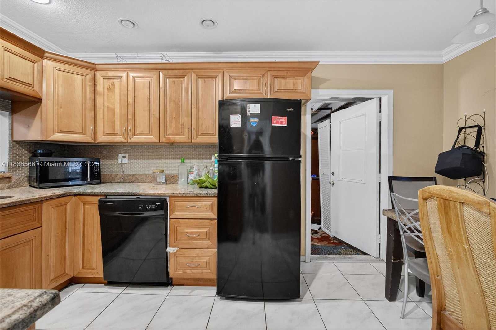 Small Image of 1600 GRANFERN AVE, West Palm Beach Number 8