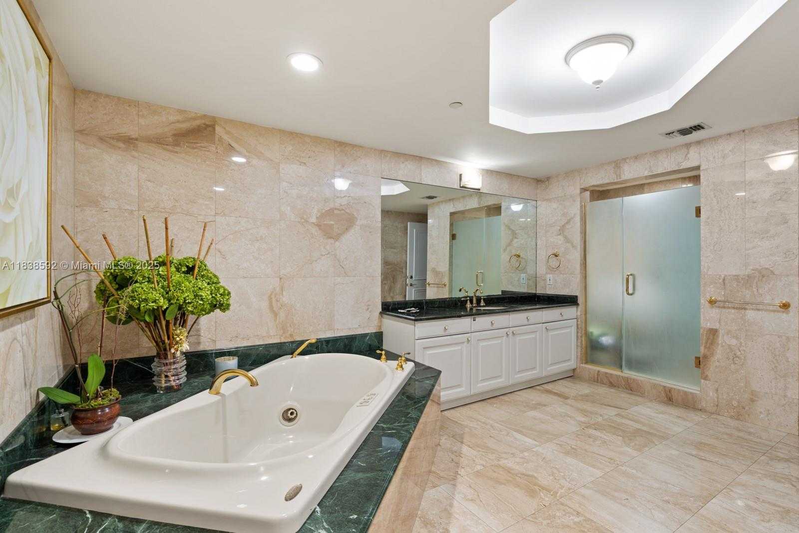 Small Image of 445 GRAND BAY DR #1011, Key Biscayne Number 20