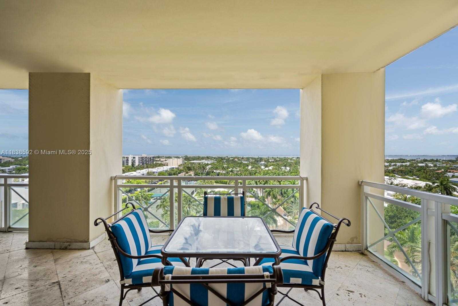 Small Image of 445 GRAND BAY DR #1011, Key Biscayne Number 29
