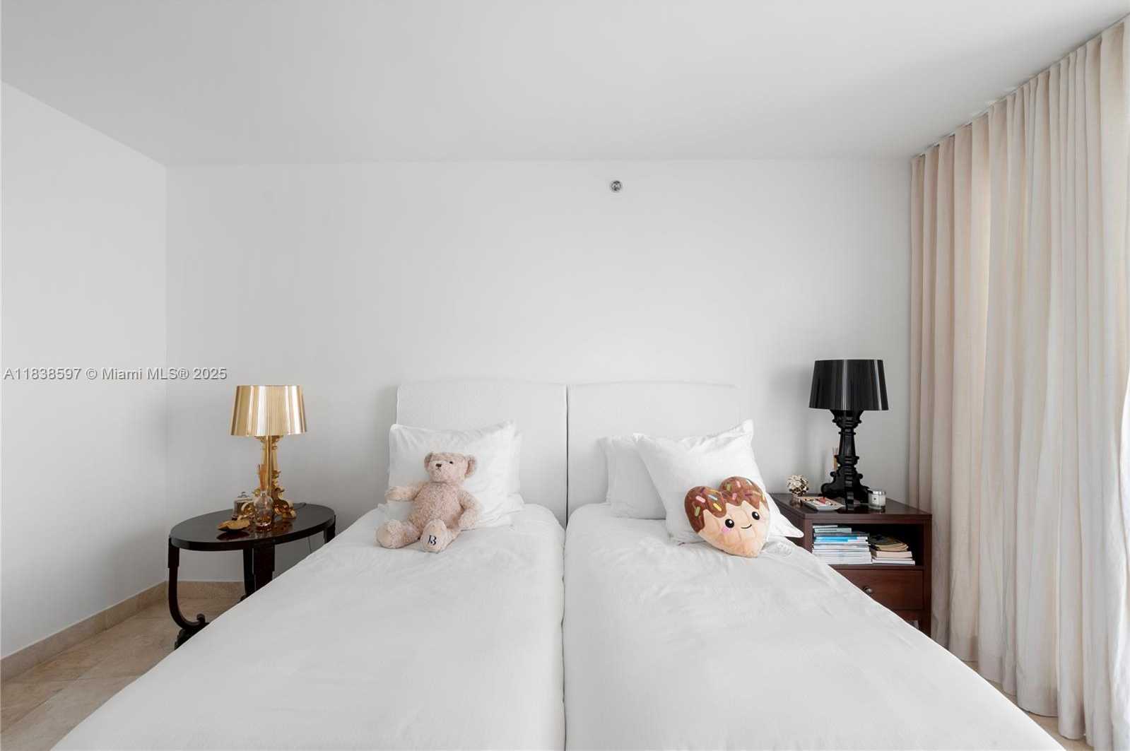 Small Image of 450 ALTON RD #2001, Miami Beach Number 39