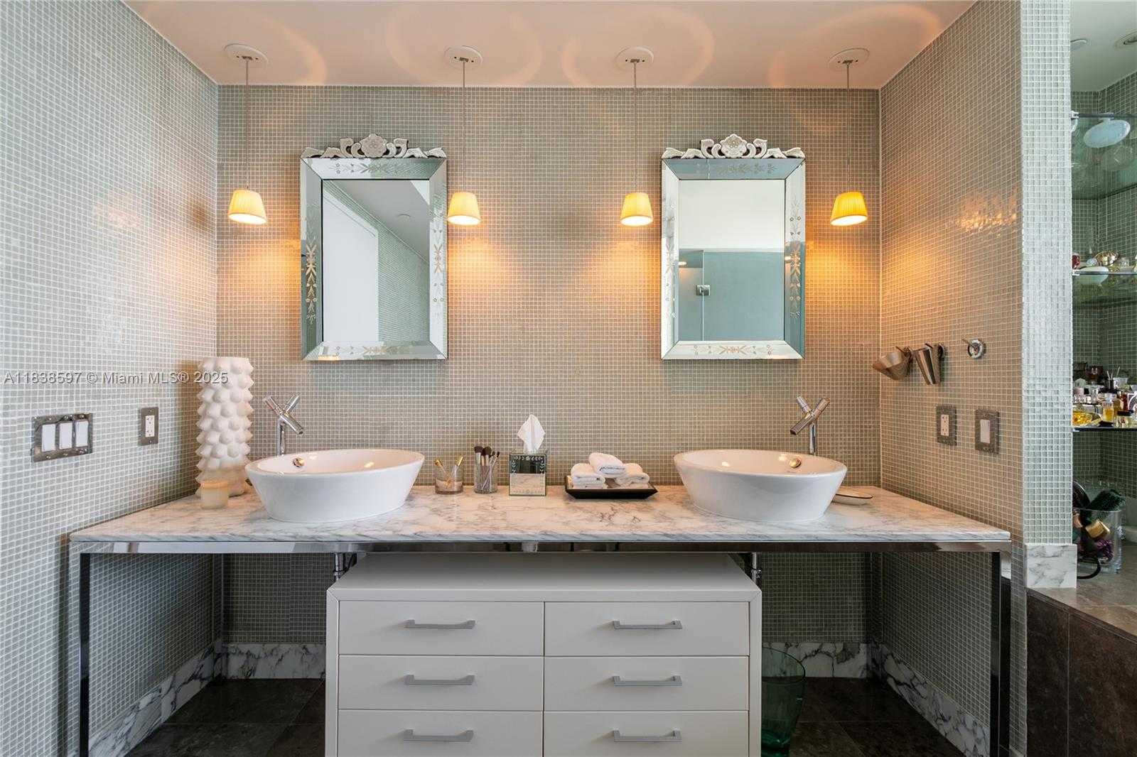 Small Image of 450 ALTON RD #2001, Miami Beach Number 7
