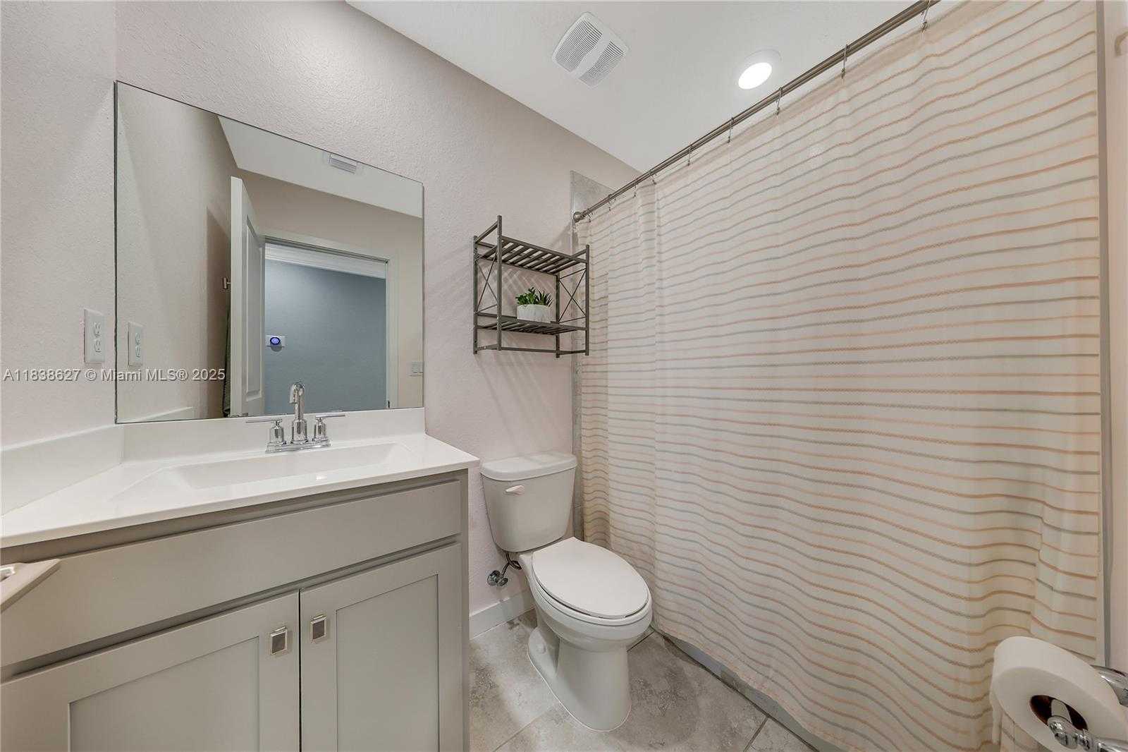 Small Image of 1079 SOUTH EAST 23RD TER, Homestead Number 22