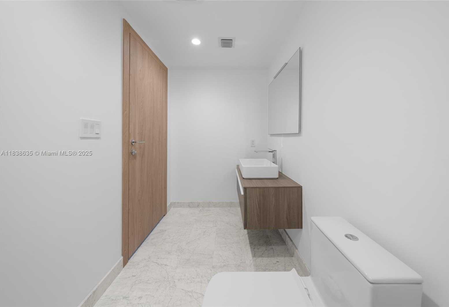 Small Image of 1135 103RD ST #702, Bay Harbor Islands Number 36