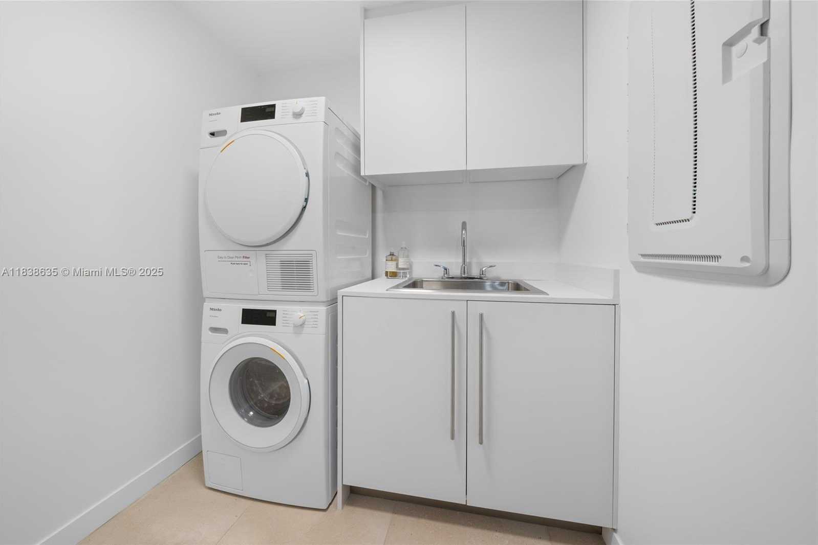 Small Image of 1135 103RD ST #702, Bay Harbor Islands Number 47