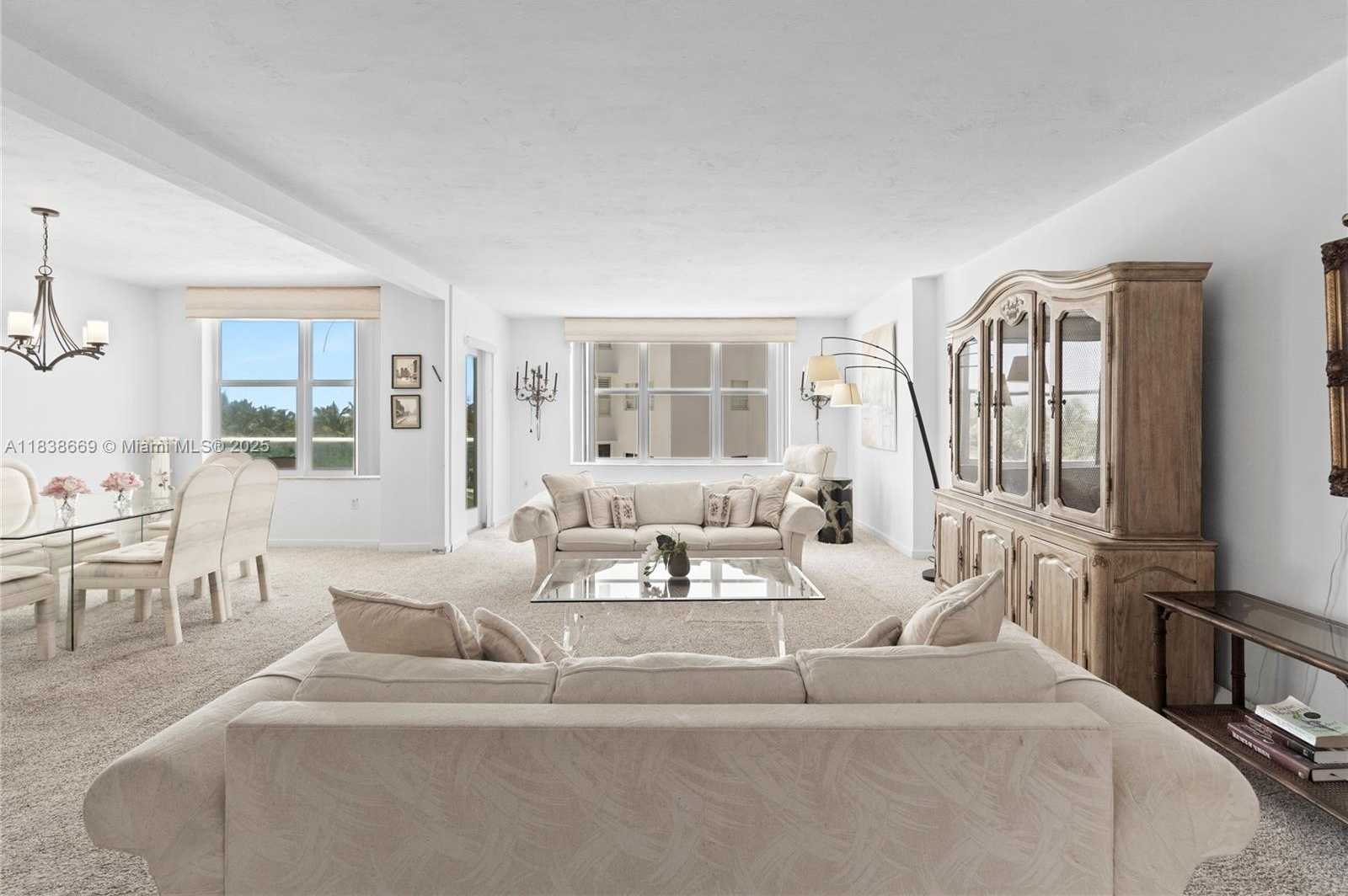 Small Image of 5001 COLLINS AVE #4G, Miami Beach Number 8