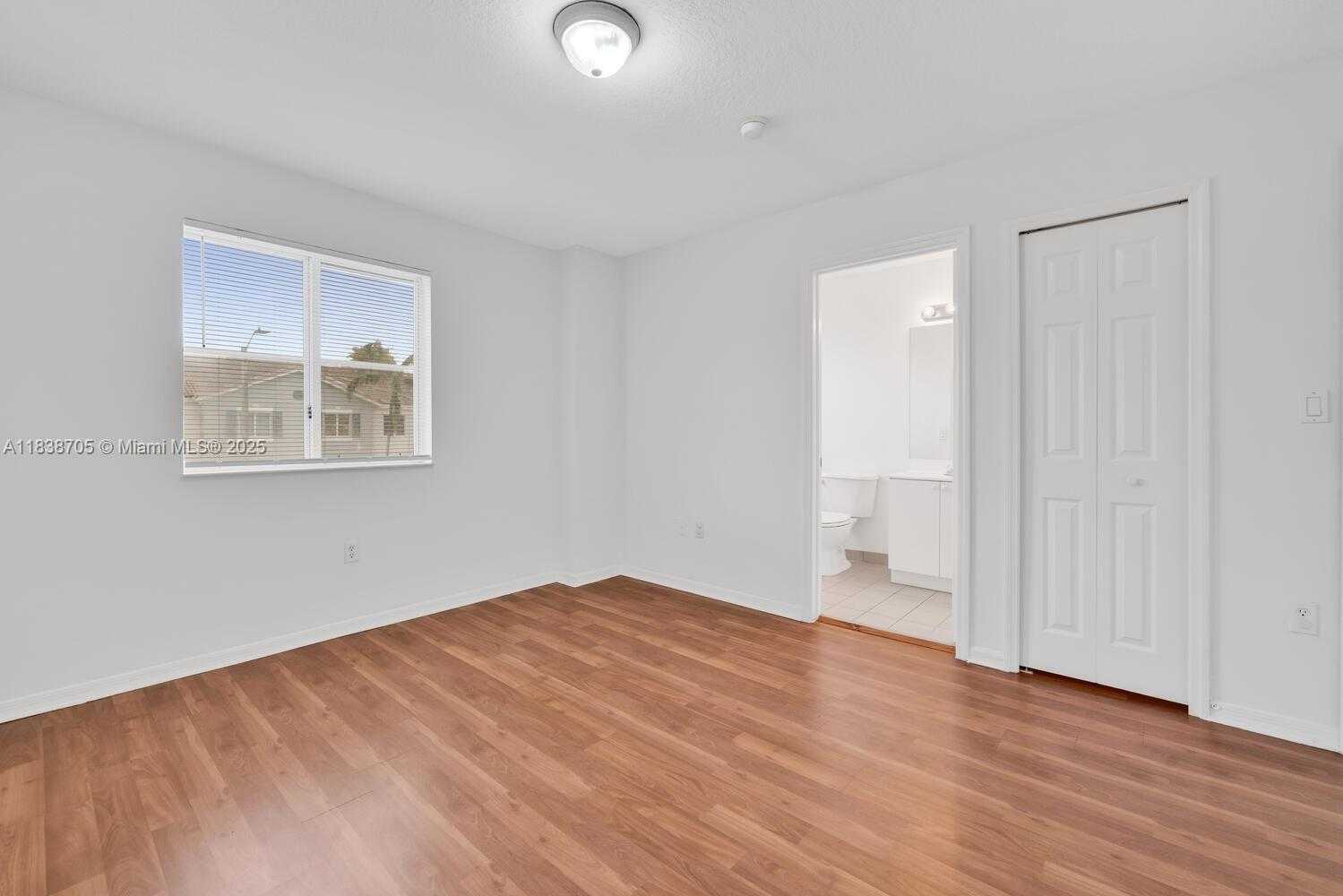 Small Image of 2920 SOUTH EAST 15THTER, Homestead Number 20