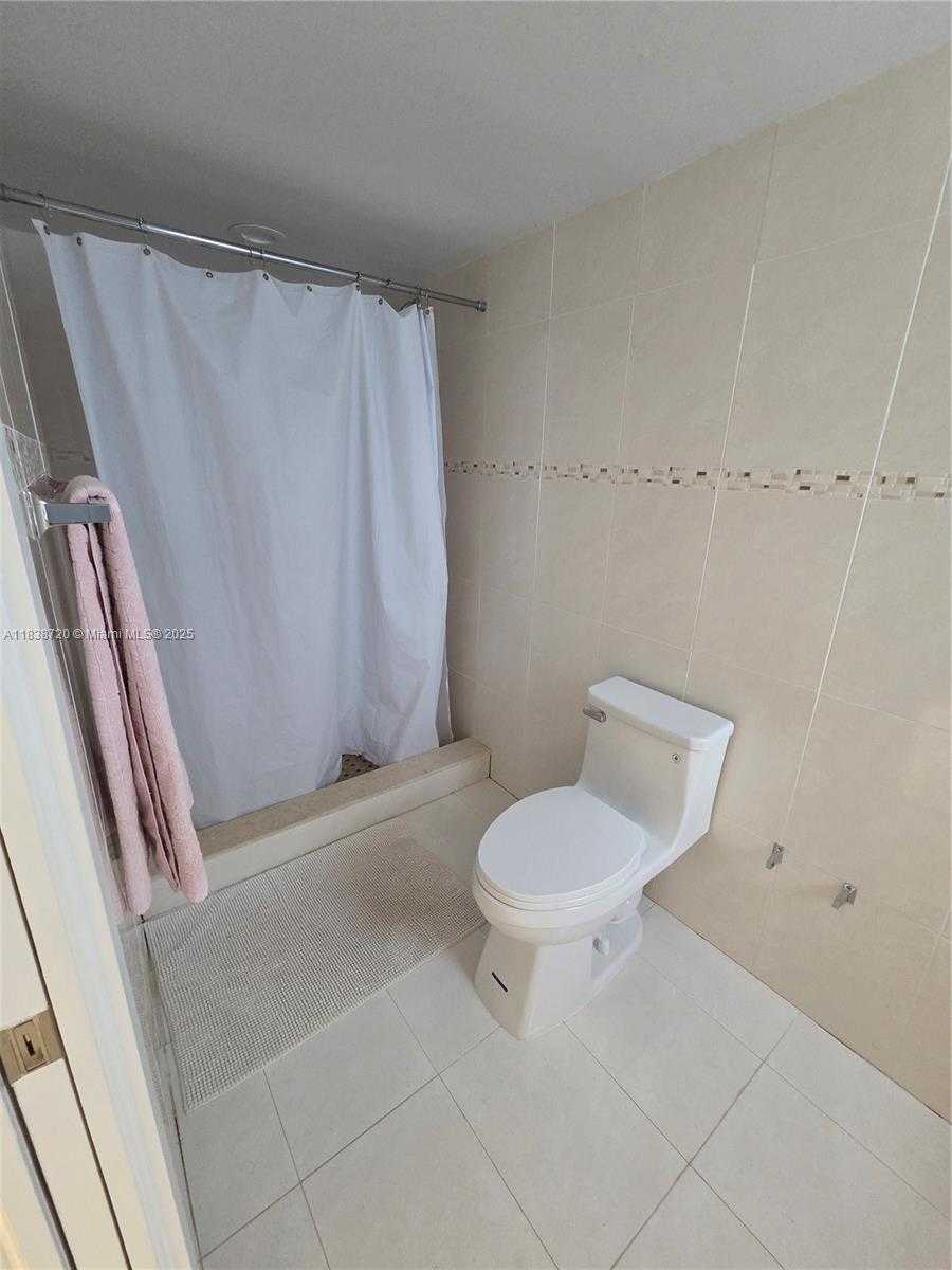Small Image of 620 NORTH EAST 12TH AVE #101, Hallandale Beach Number 11