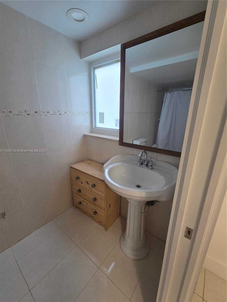 Small Image of 620 NORTH EAST 12TH AVE #101, Hallandale Beach Number 12