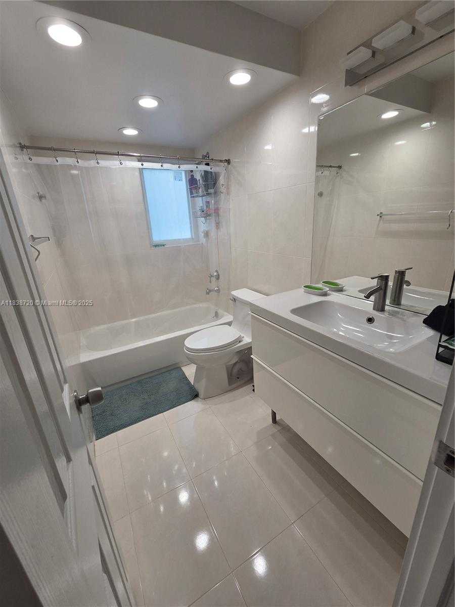 Small Image of 620 NORTH EAST 12TH AVE #101, Hallandale Beach Number 13