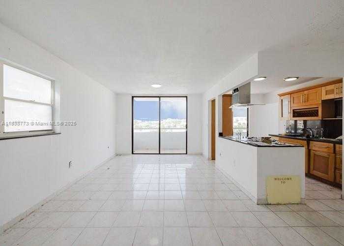 Small Image of 7300 WAYNE AVE #418, Miami Beach Number 11