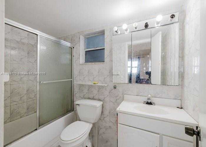 Small Image of 7300 WAYNE AVE #418, Miami Beach Number 15