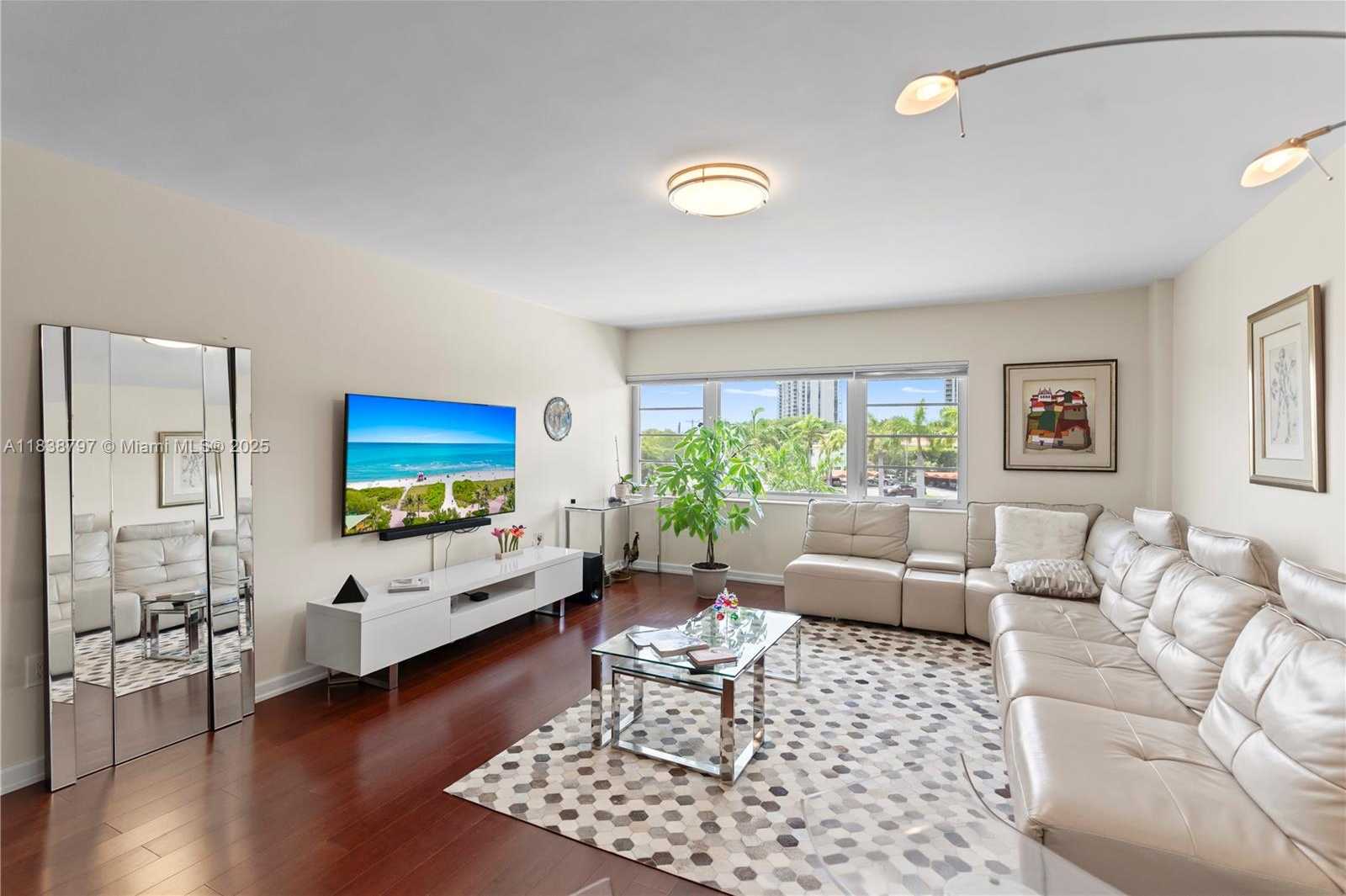 Small Image of 1700 NORTH EAST 105TH ST #312, Miami Shores Number 3