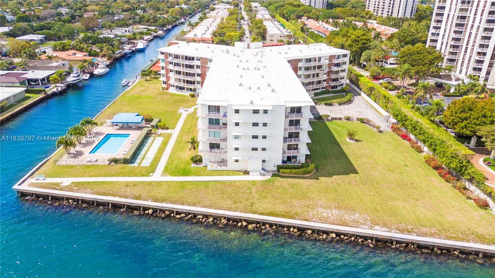 Small Image of 1700 NORTH EAST 105TH ST #312, Miami Shores Number 43