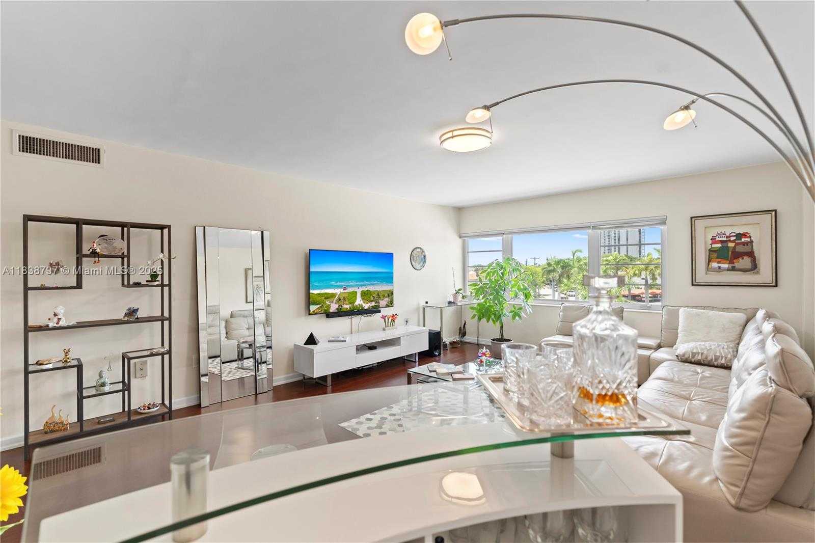 Small Image of 1700 NORTH EAST 105TH ST #312, Miami Shores Number 5