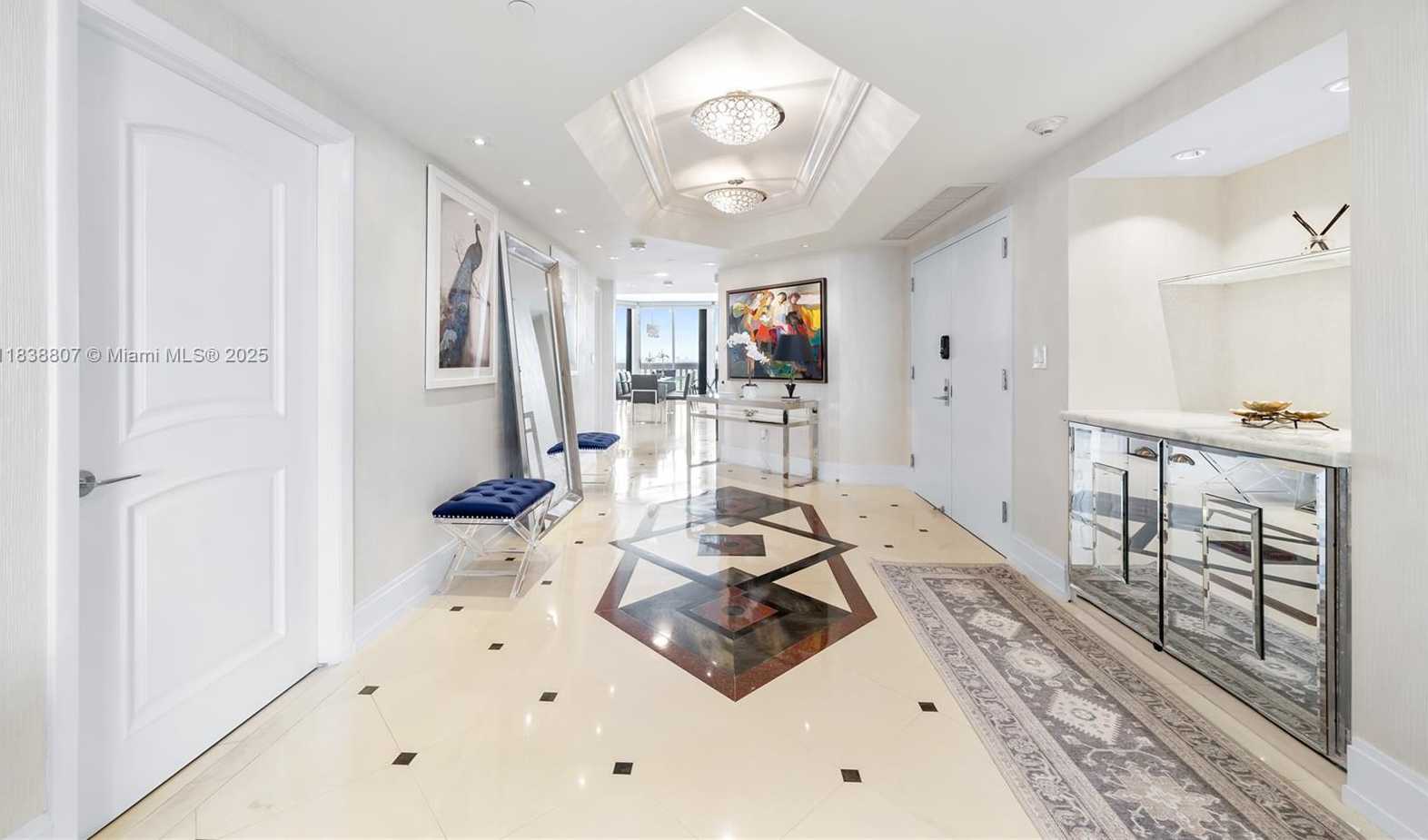 Small Image of 2000 ISLAND BLVD #2409, Aventura Number 5